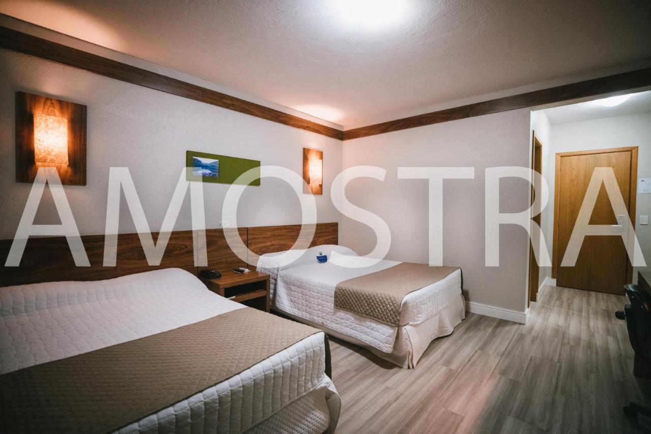 Hotel Le Canard Лажис Екстериор снимка