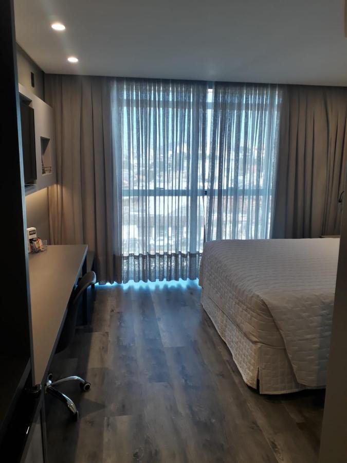 Hotel Le Canard Лажис Екстериор снимка