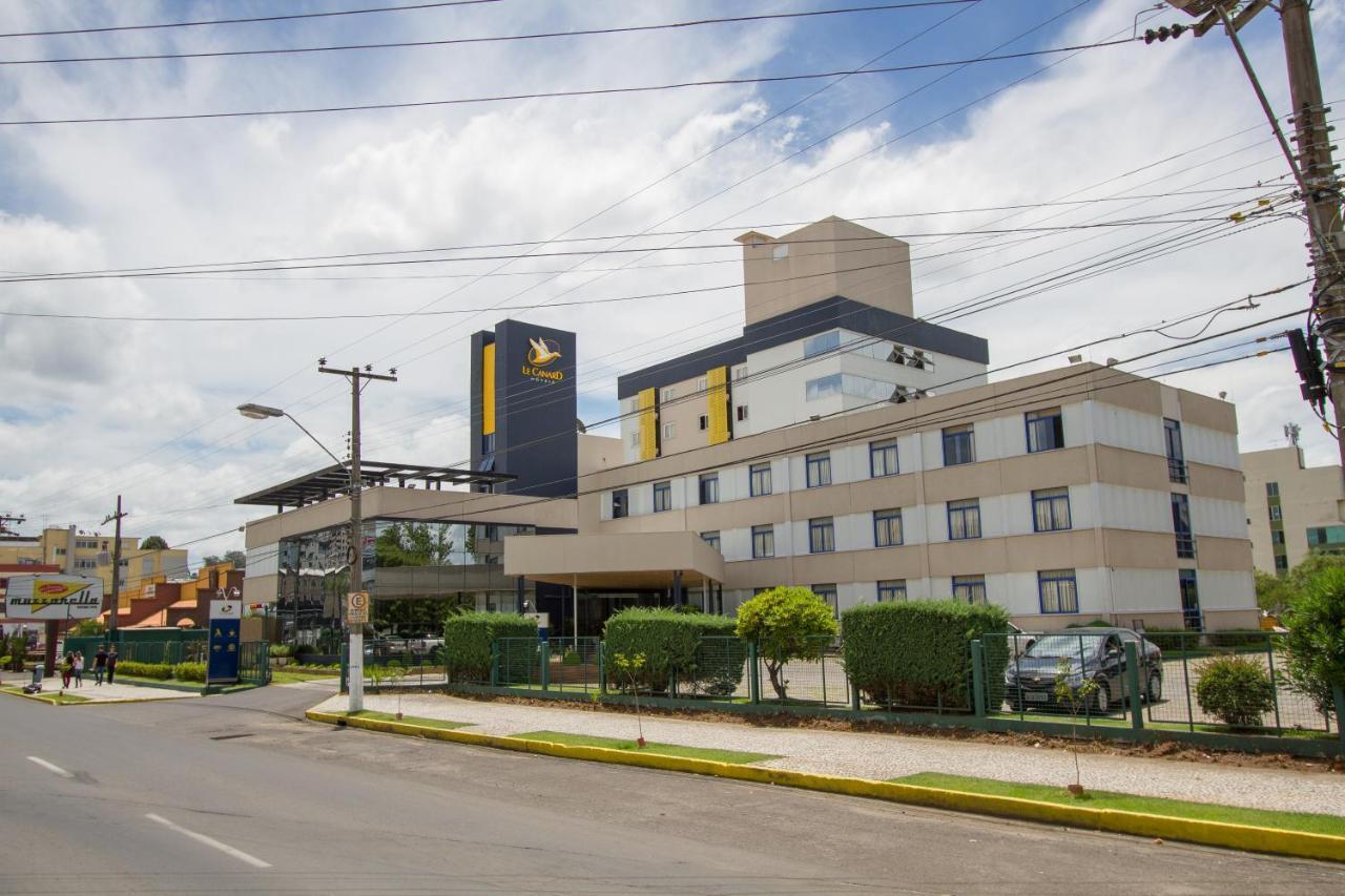 Hotel Le Canard Лажис Екстериор снимка