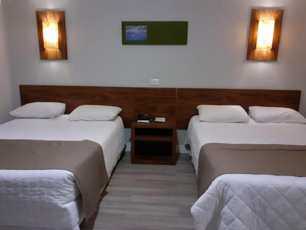 Hotel Le Canard Лажис Екстериор снимка