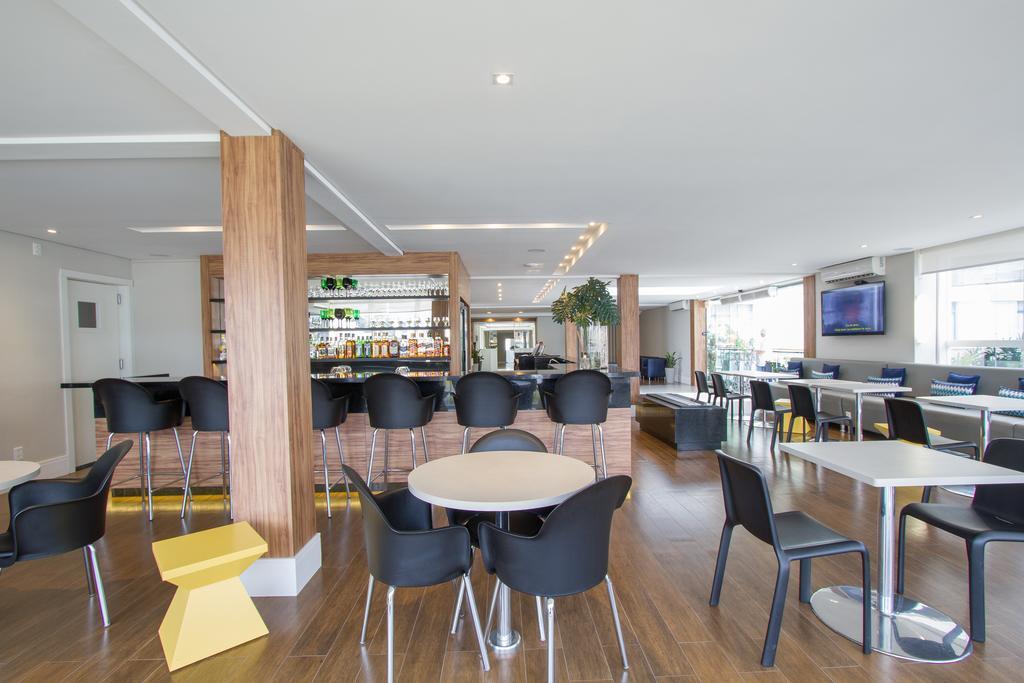 Hotel Le Canard Лажис Екстериор снимка